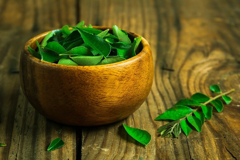 Hair growth made easy with curry leaves juice