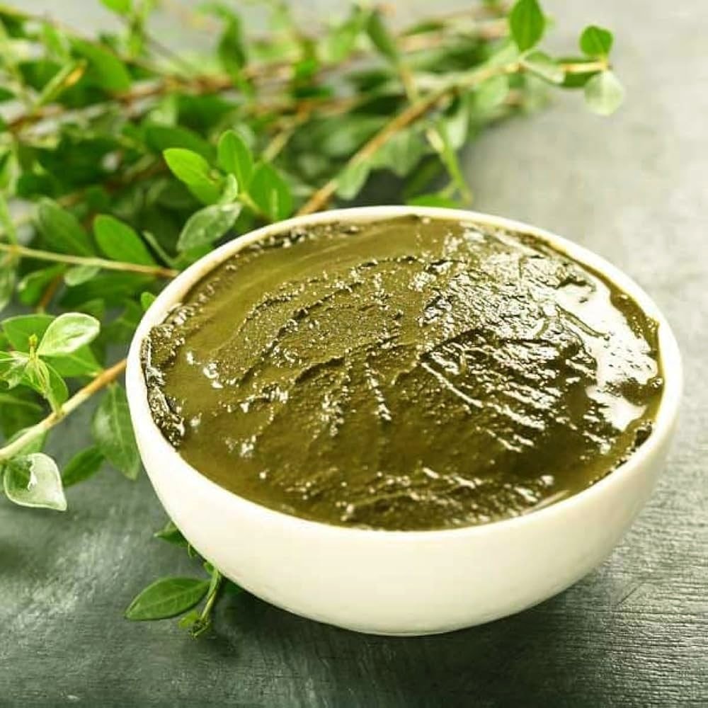 How Henna Is Applied on Gray Hair